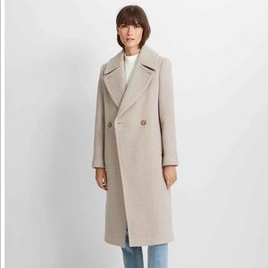 Club Monaco Daylina Coat. Color Almond in size S